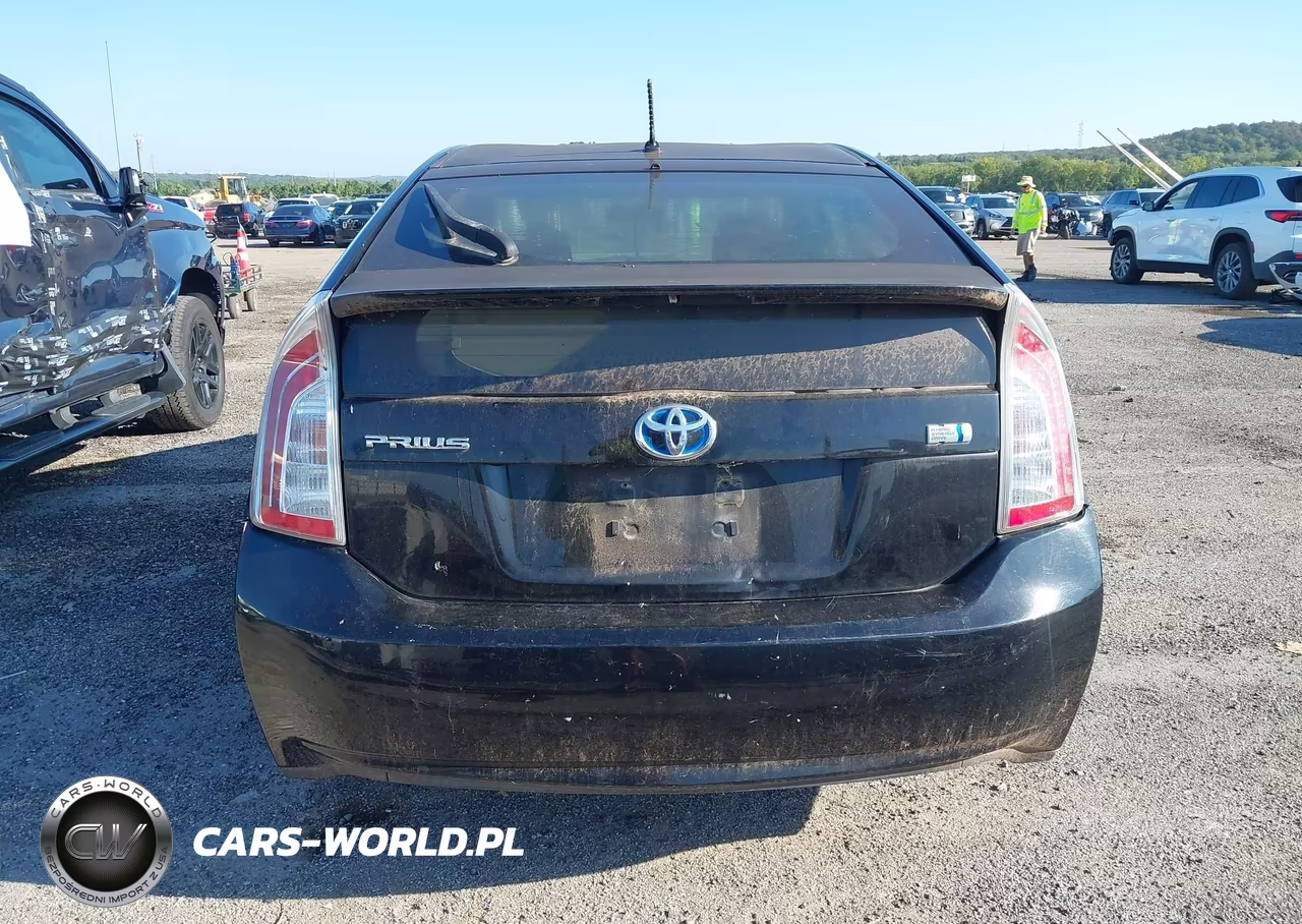 2012 Toyota Prius Two VIN:JTDKN3DU9C5413132 - 16