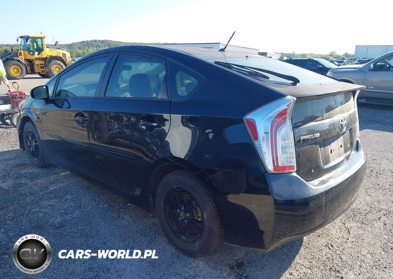 2012 Toyota Prius Two VIN:JTDKN3DU9C5413132 - 3