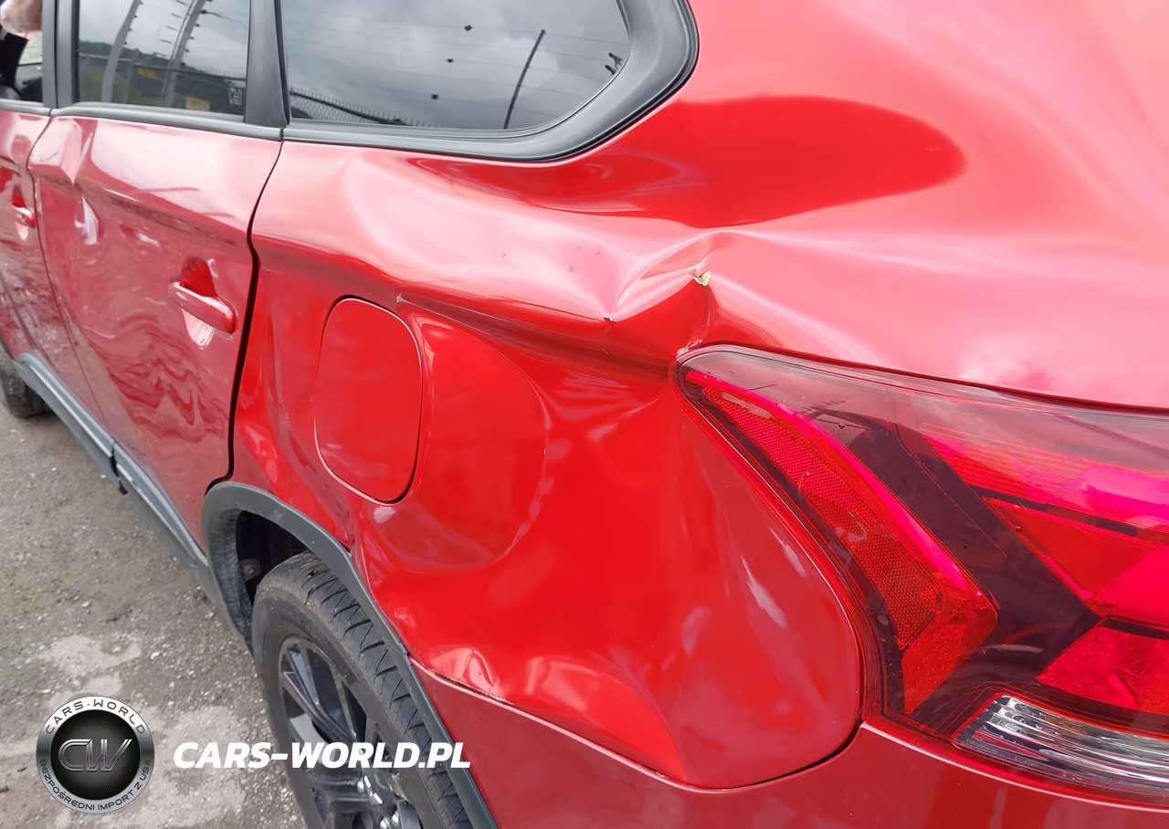 2018 Mitsubishi Outlander Le VIN:JA4AZ3A3XJZ022082 - 19
