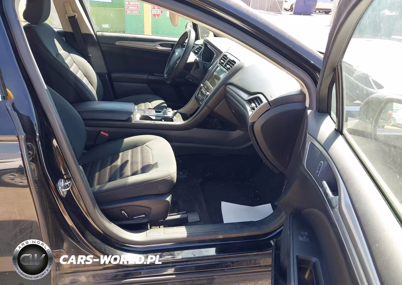 2018 Ford Fusion Hybrid Se VIN:3FA6P0LU8JR176533 - 5