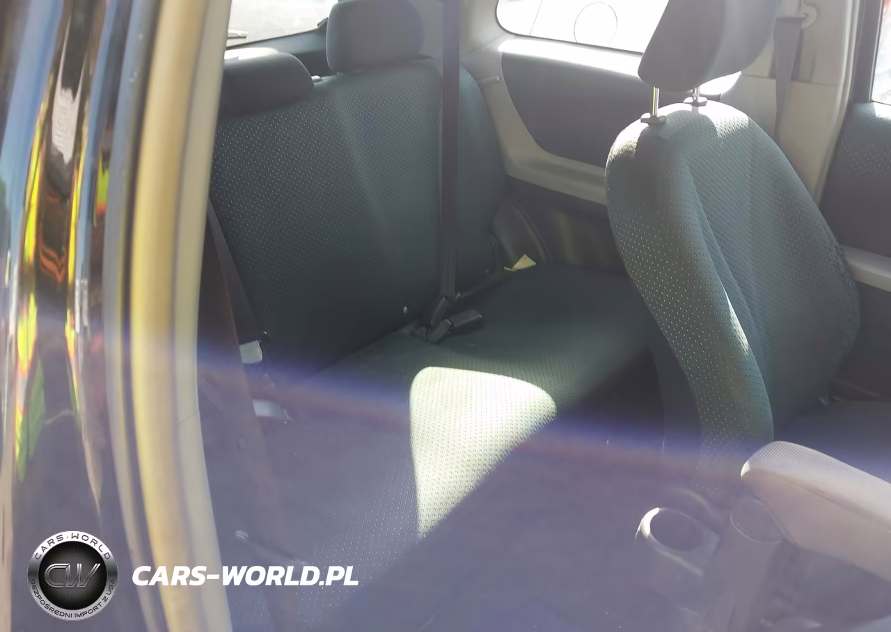 2007 Toyota Yaris VIN:JTDJT923875129818 - 8