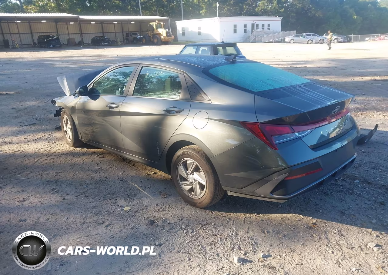 2025 Hyundai Elantra Se VIN:KMHLL4DG5SU980643 - 3