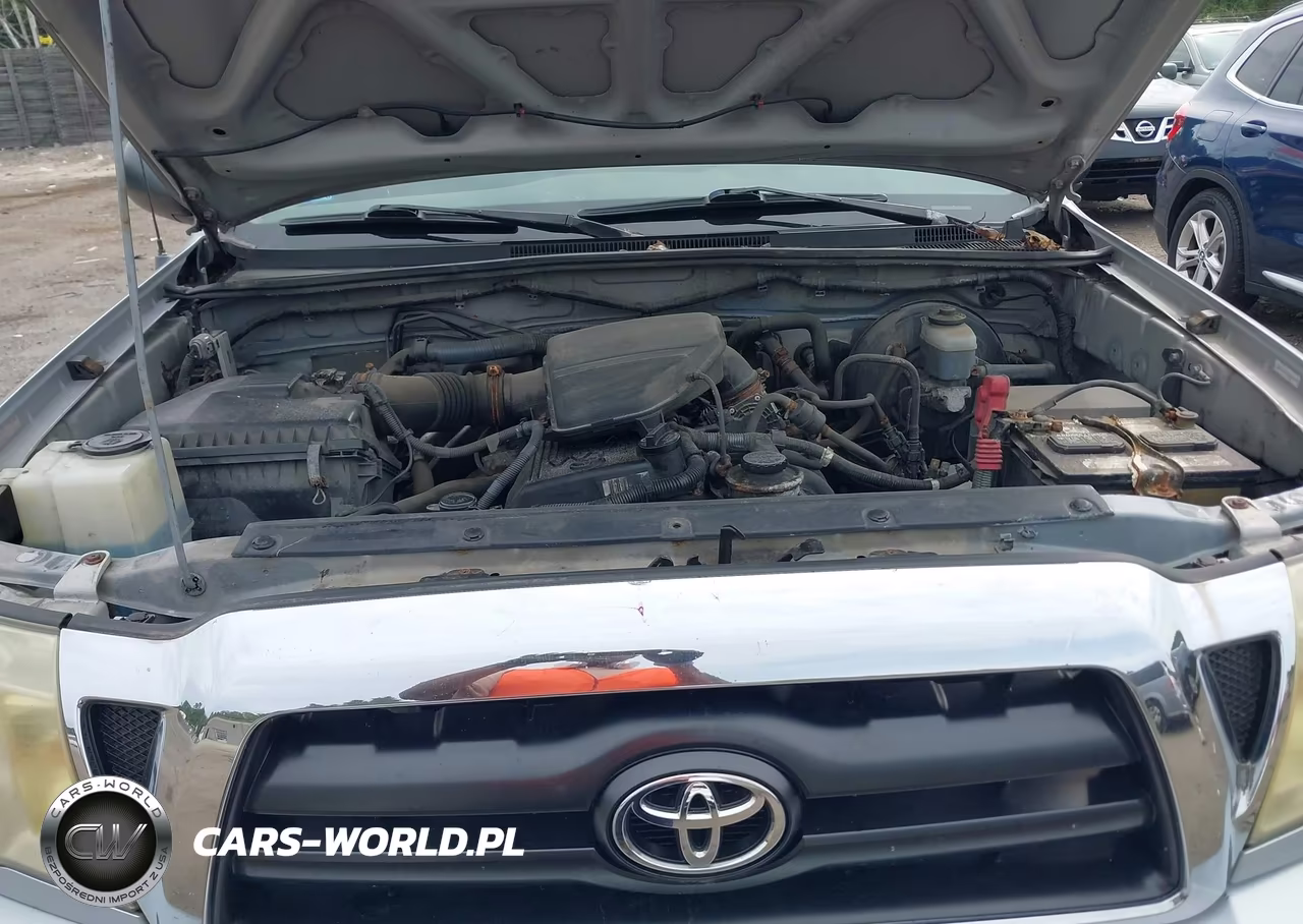 2008 Toyota Tacoma VIN:5TEUX42NX8Z533465 - 10