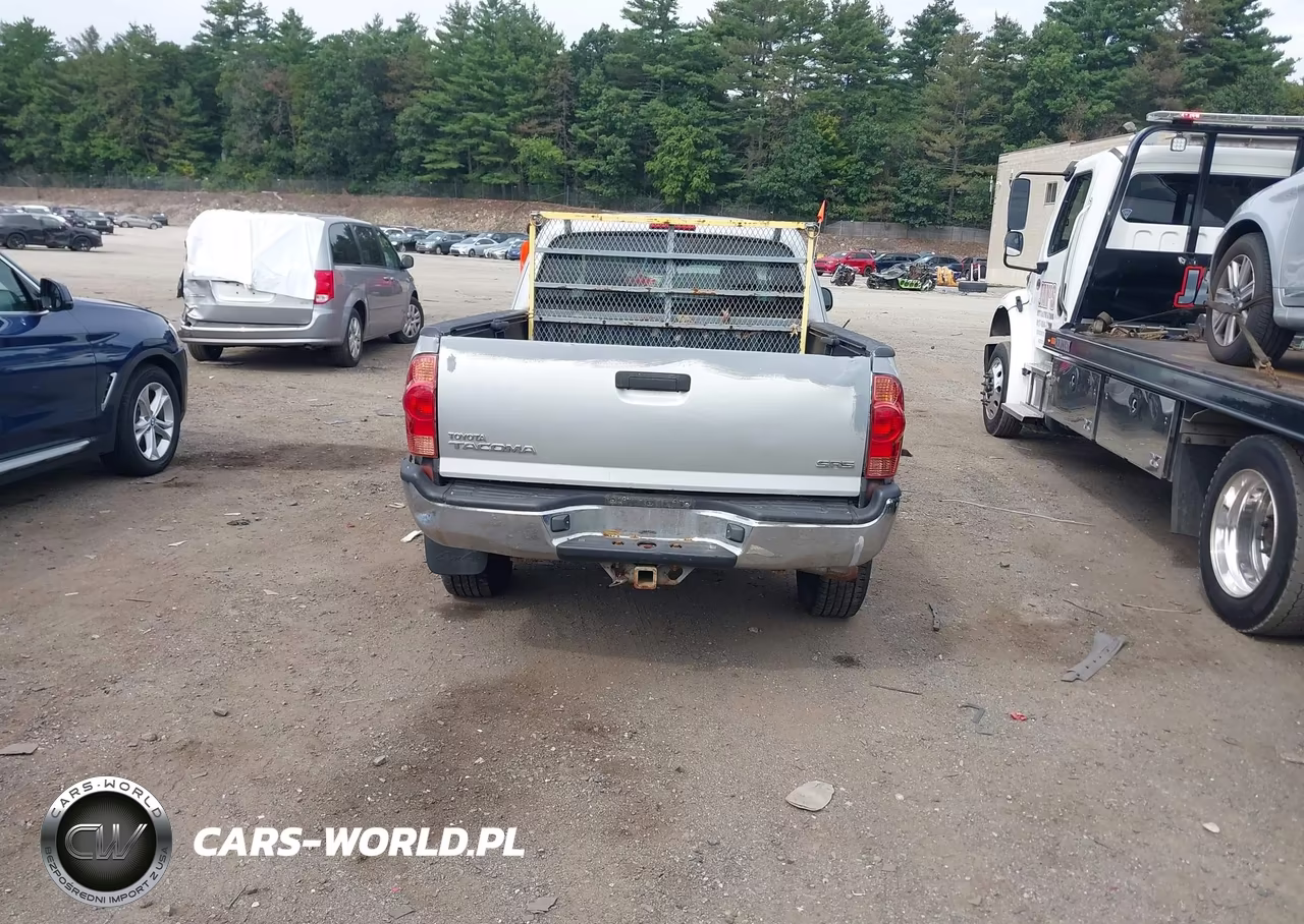 2008 Toyota Tacoma VIN:5TEUX42NX8Z533465 - 17