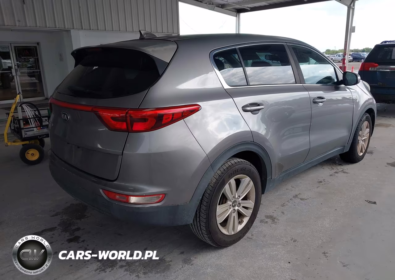 2018 Kia Sportage Lx VIN:KNDPM3AC7J7447267 - 4
