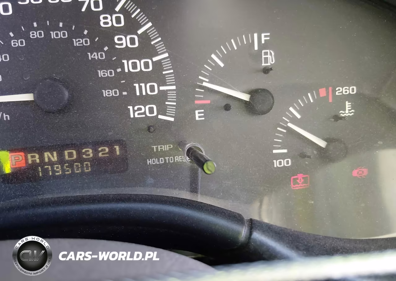 1999 Chevrolet Malibu VIN:1G1ND52M4X6241583 - 16