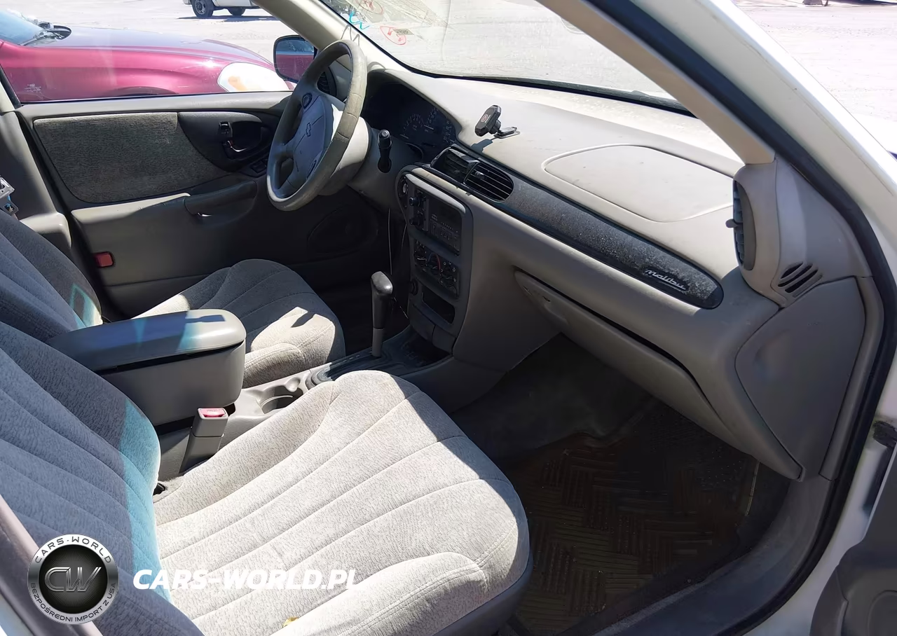 1999 Chevrolet Malibu VIN:1G1ND52M4X6241583 - 5
