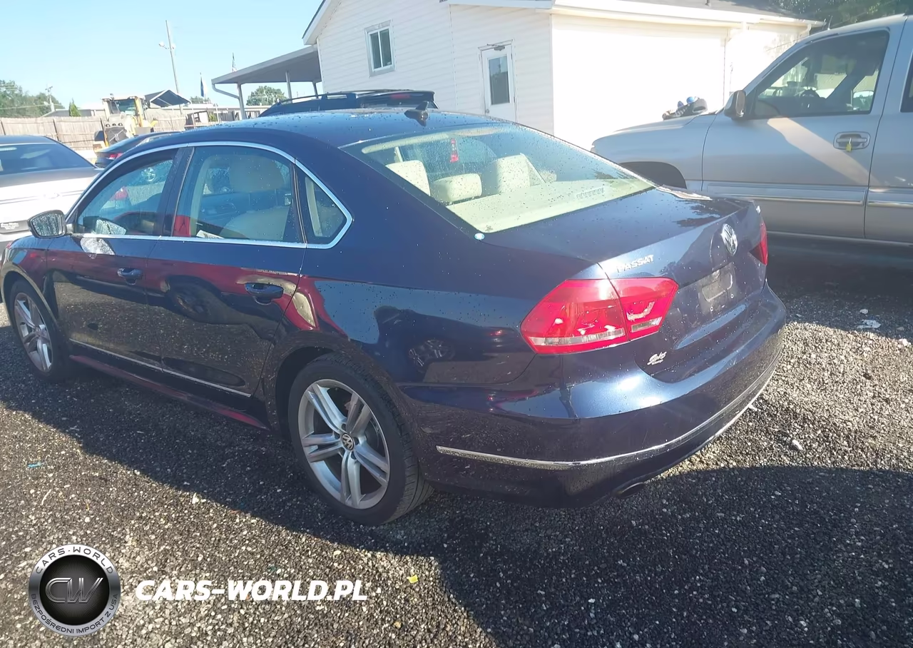 2014 Volkswagen Passat 1.8T Sel Premium VIN:1VWCS7A3XEC017349 - 3