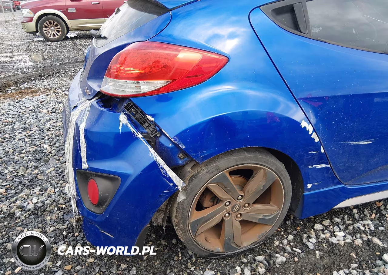 2014 Hyundai Veloster Turbo W-Black VIN:KMHTC6AEXEU198082 - 12