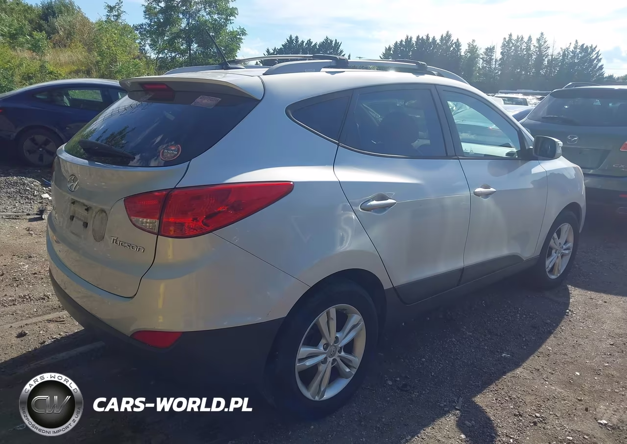 2013 Hyundai Tucson Gls VIN:KM8JU3AC2DU771931 - 4
