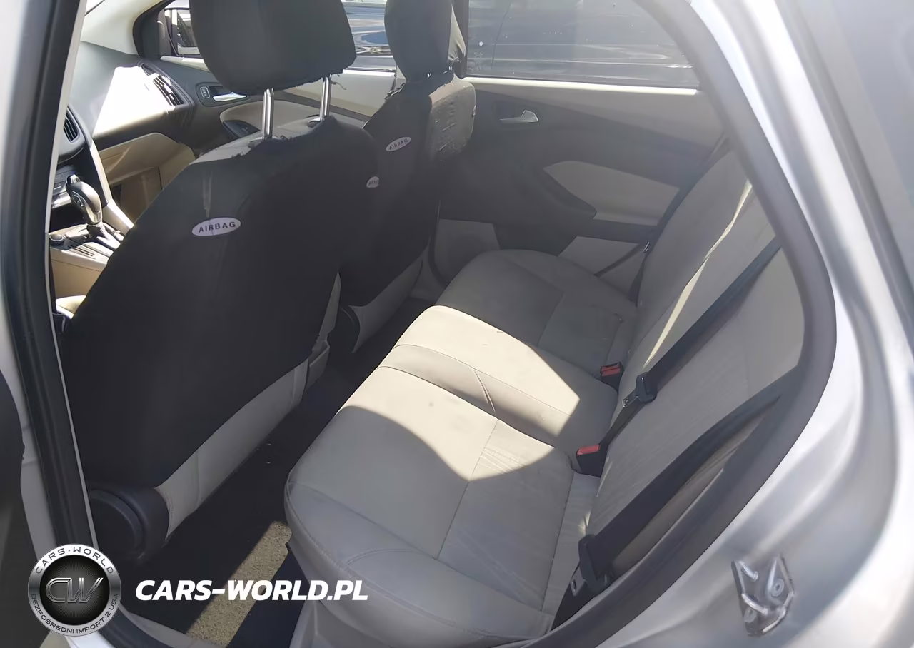 2017 Ford Focus Se VIN:1FADP3K24HL259779 - 8