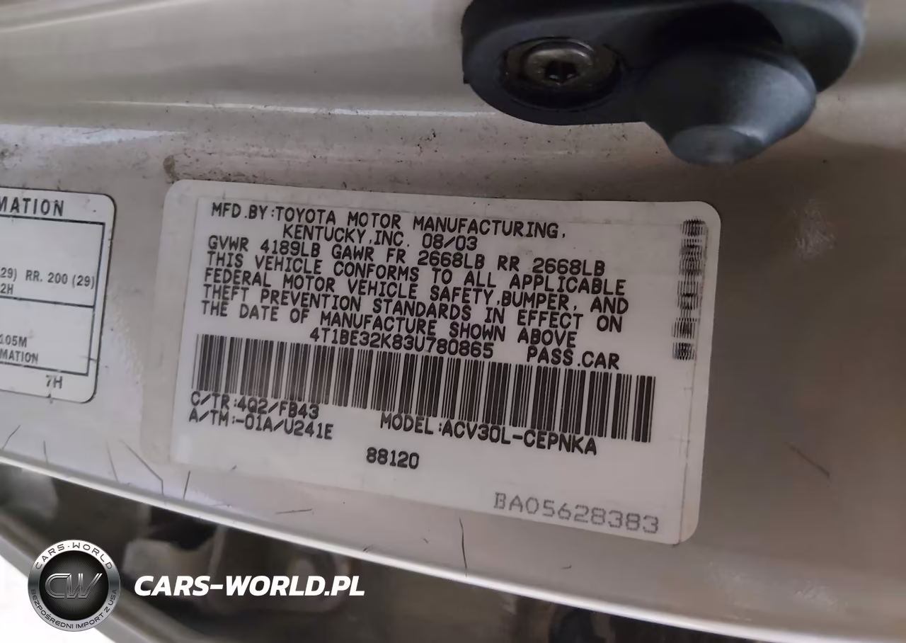 2003 Toyota Camry Le VIN:4T1BE32K83U780865 - 9