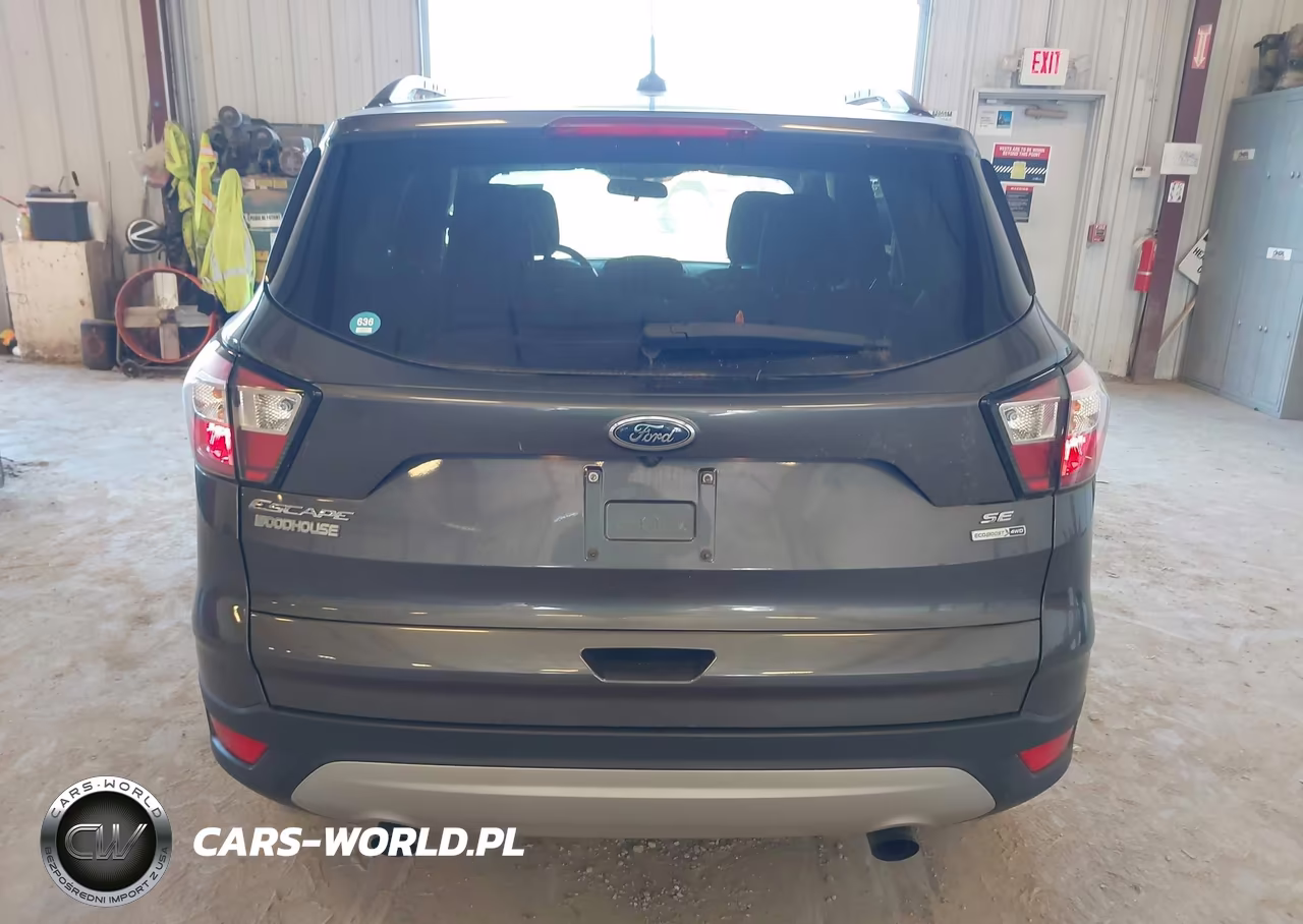 2018 Ford Escape Se VIN:1FMCU9GD9JUC86502 - 16