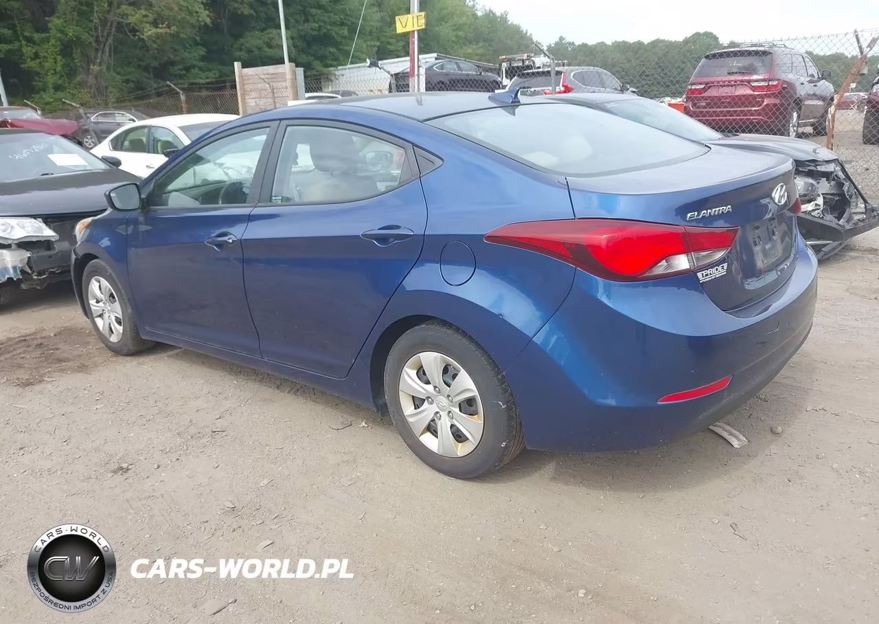 2016 Hyundai Elantra Se VIN:5NPDH4AE6GH788260 - 3