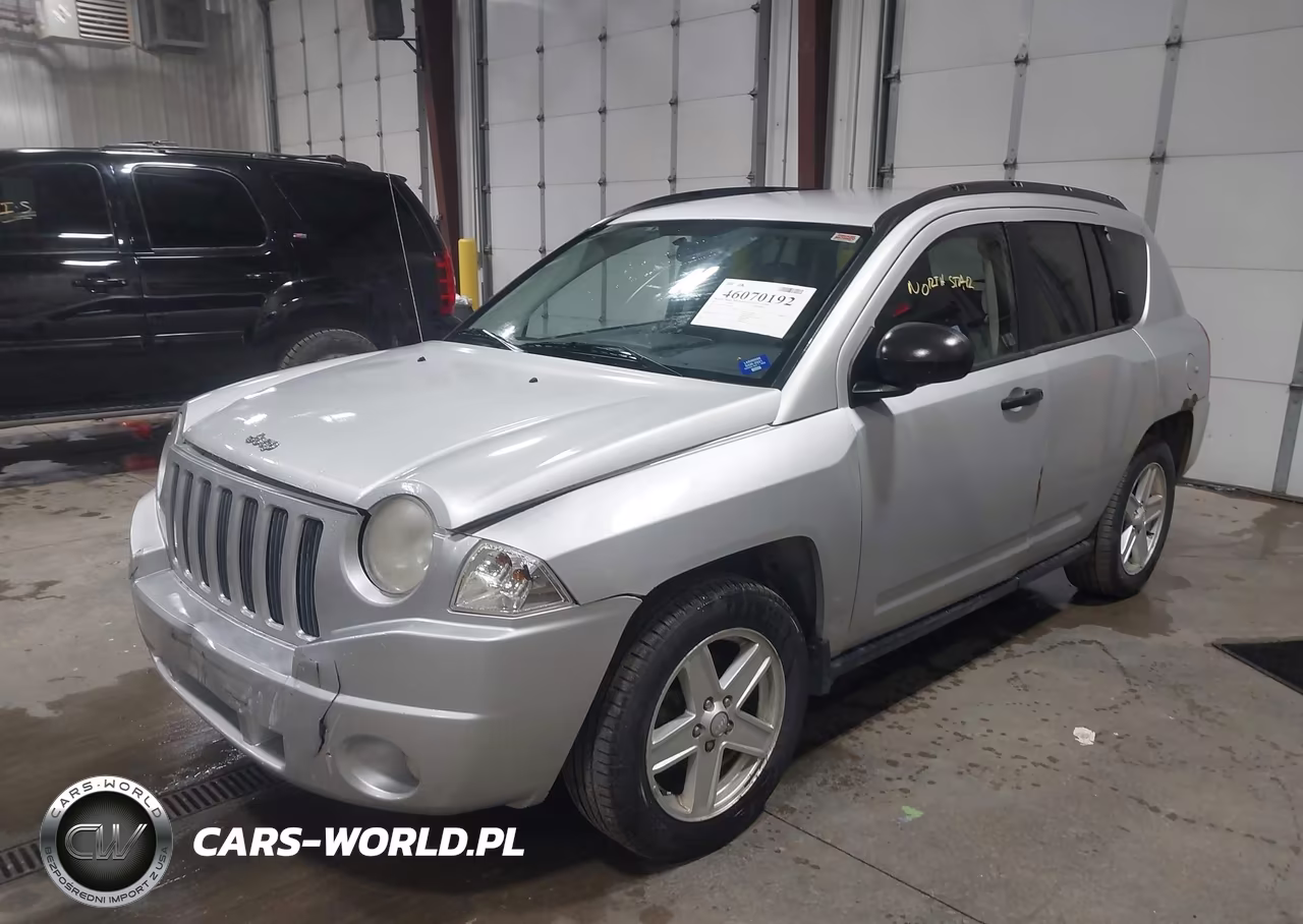 2007 Jeep Compass Sport VIN:1J8FF47W07D204013 - 2