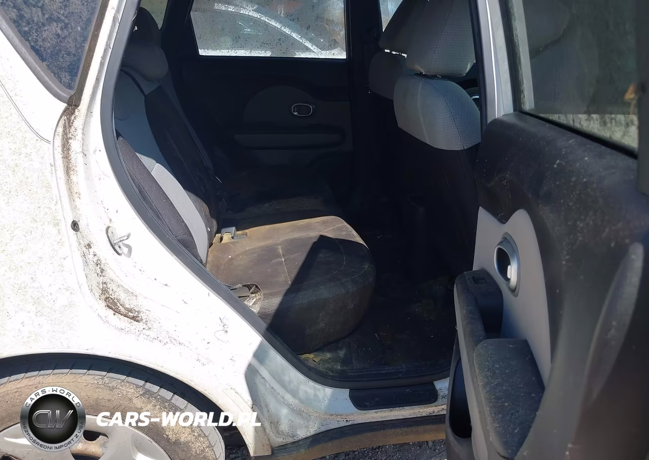 2015 Kia Soul VIN:KNDJN2A26F7208000 - 8