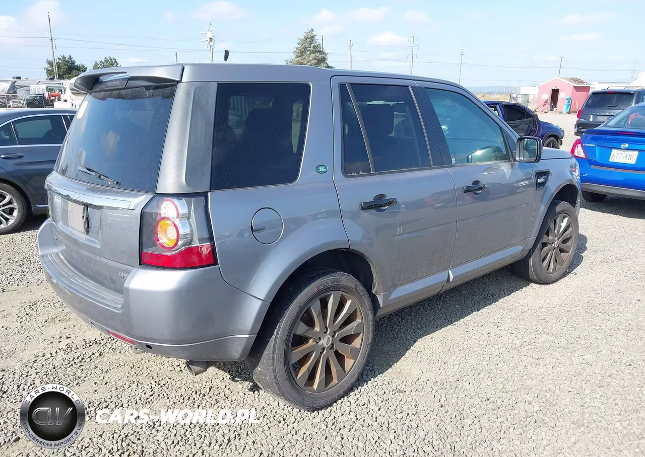 2013 Land Rover Lr2 VIN:SALFR2BG9DH365217 - 4