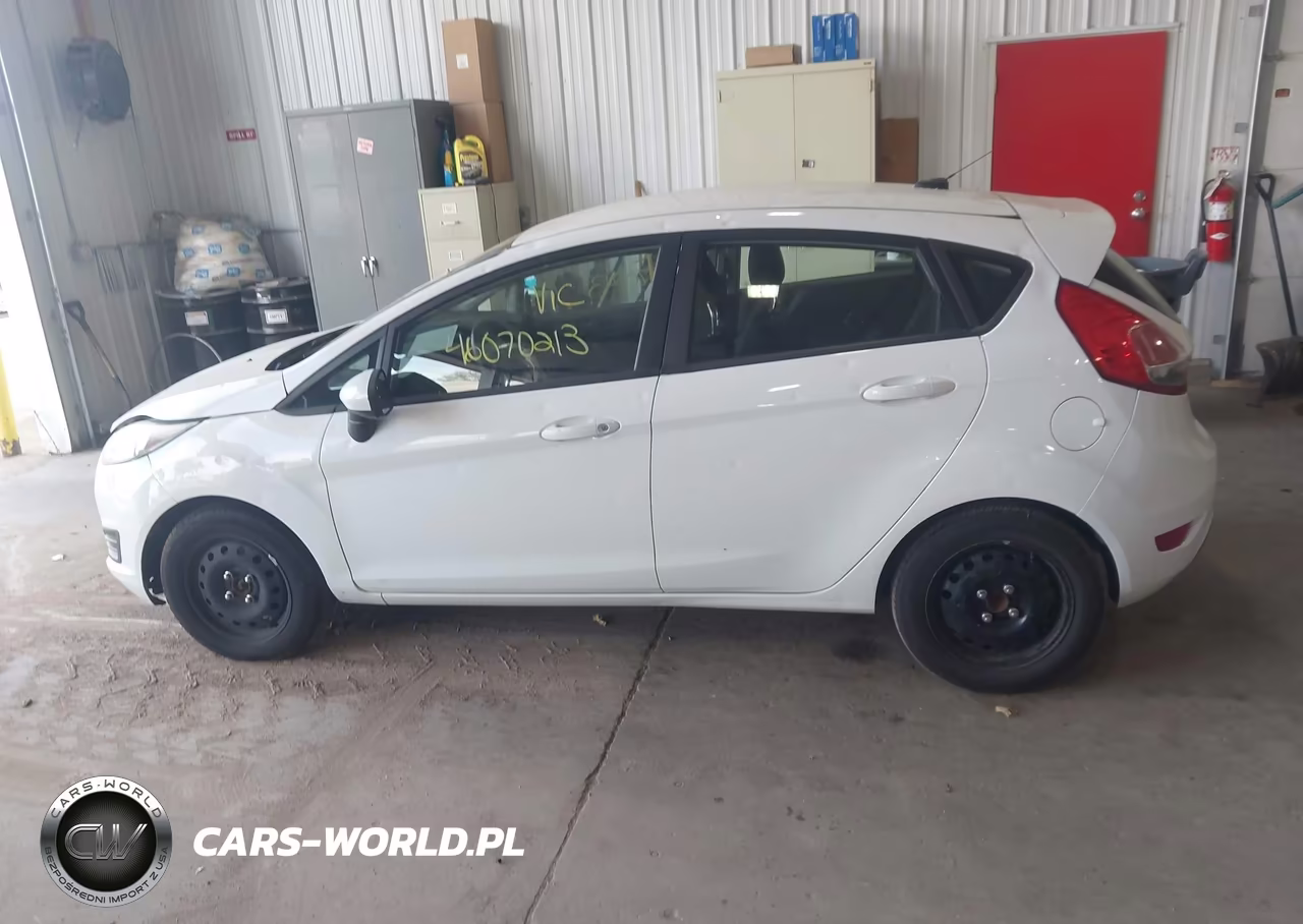 2016 Ford Fiesta S VIN:3FADP4TJ0GM169957 - 14