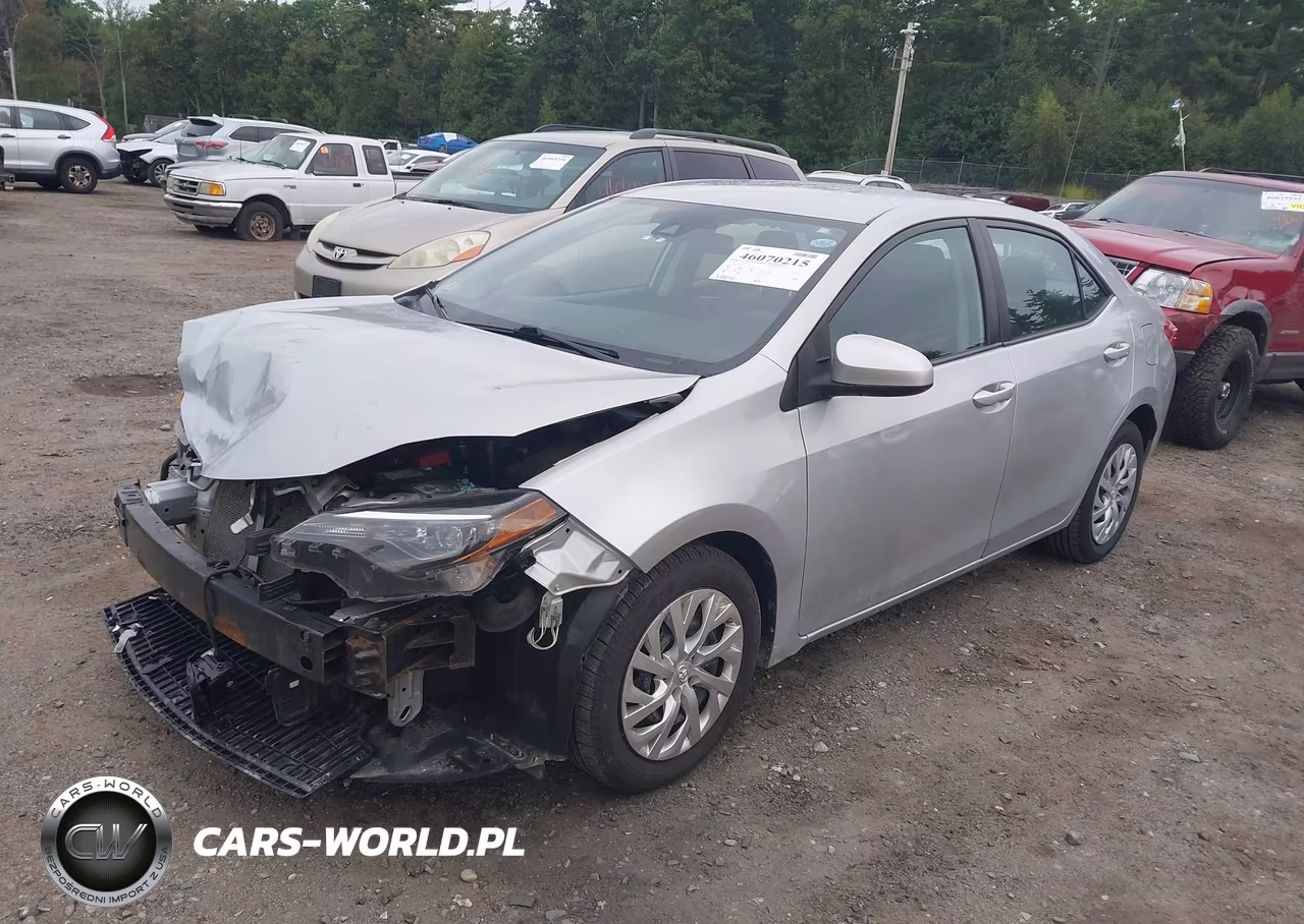 2018 Toyota Corolla Le VIN:2T1BURHEXJC117349 - 2