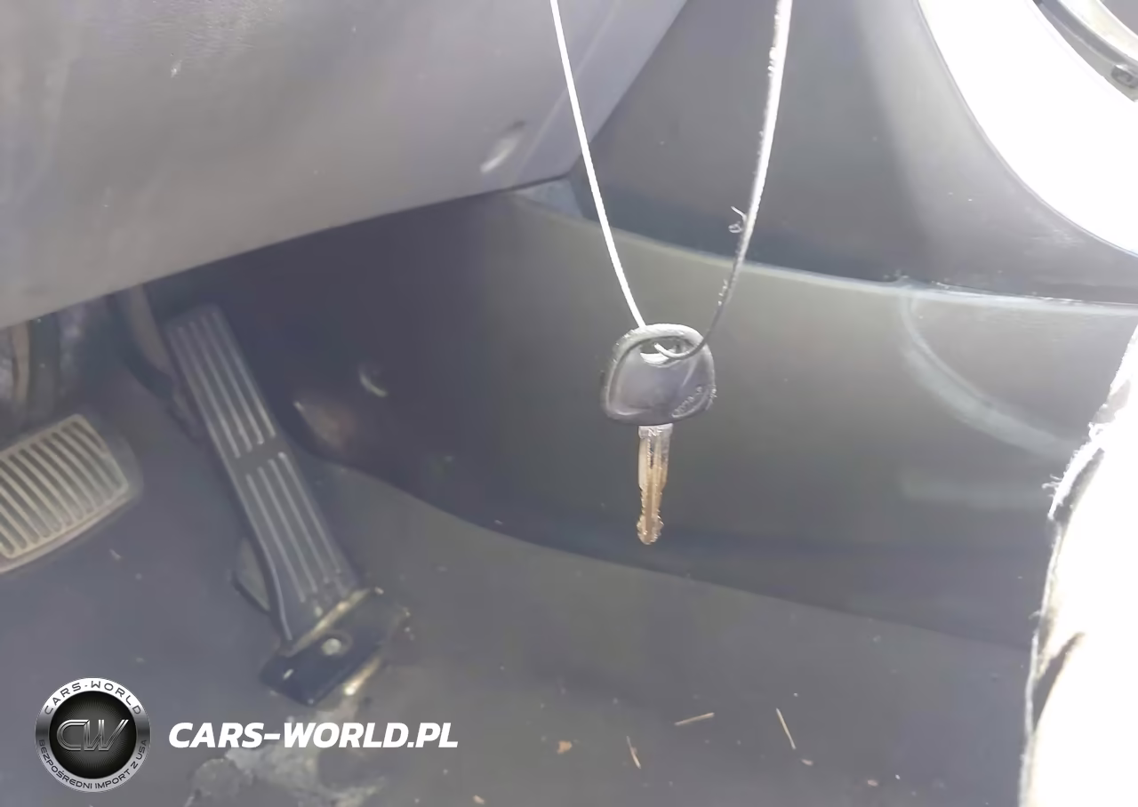 2012 Hyundai Elantra Gls VIN:5NPDH4AE8CH136668 - 11