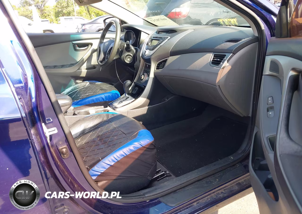 2012 Hyundai Elantra Gls VIN:5NPDH4AE8CH136668 - 5