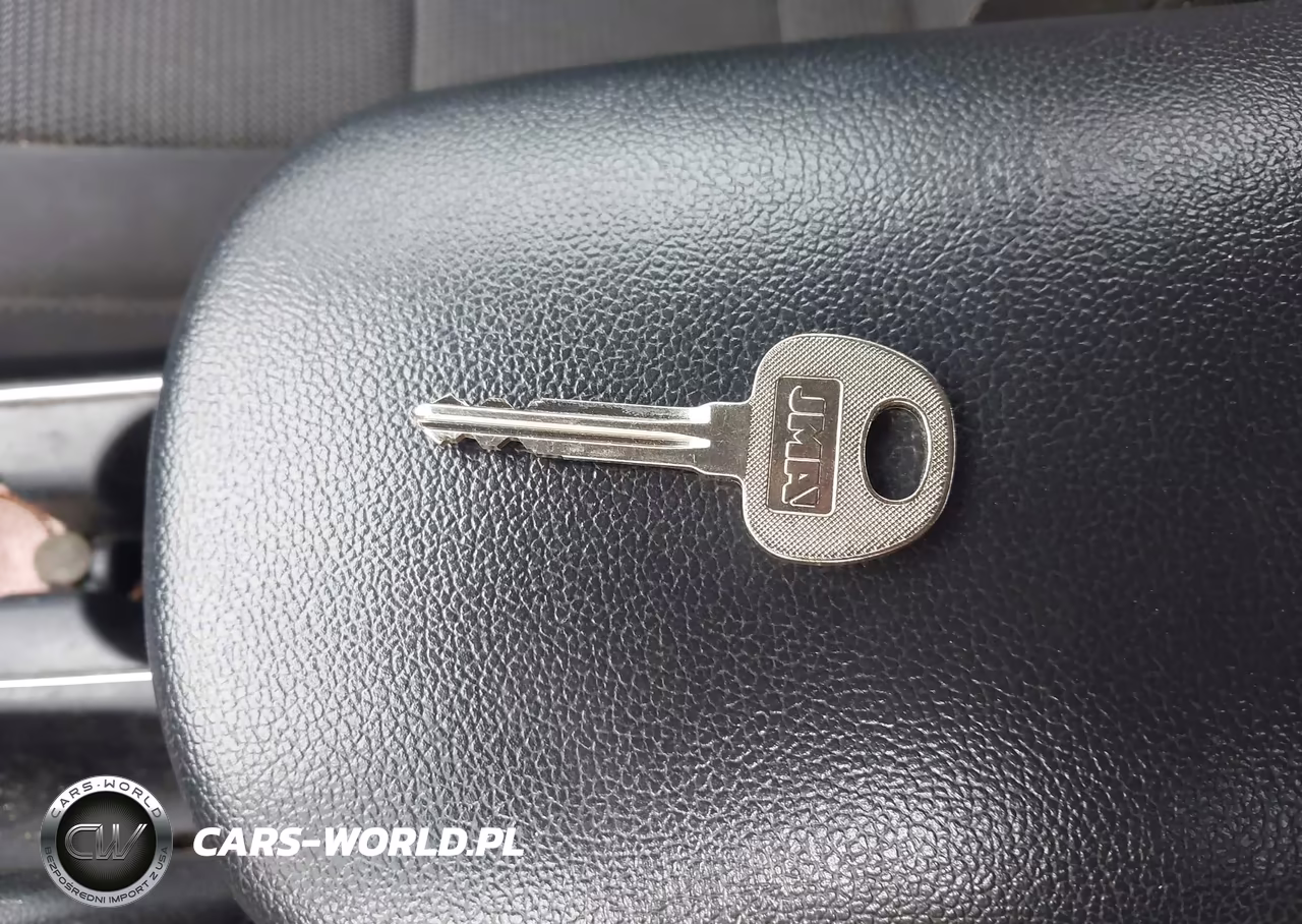 2018 Kia Forte Lx VIN:3KPFK4A79JE219555 - 11