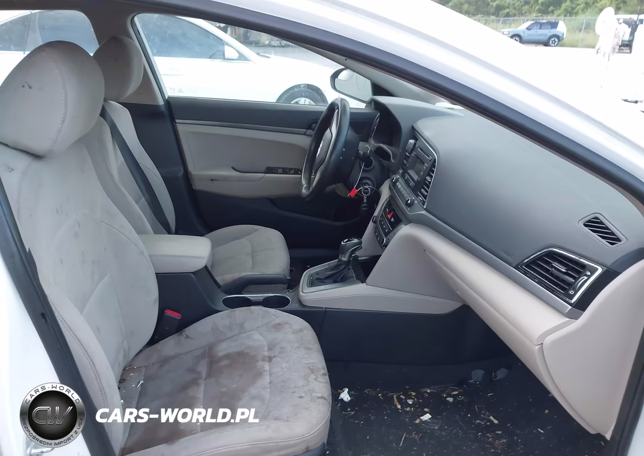 2017 Hyundai Elantra Se VIN:5NPD74LF9HH114355 - 5