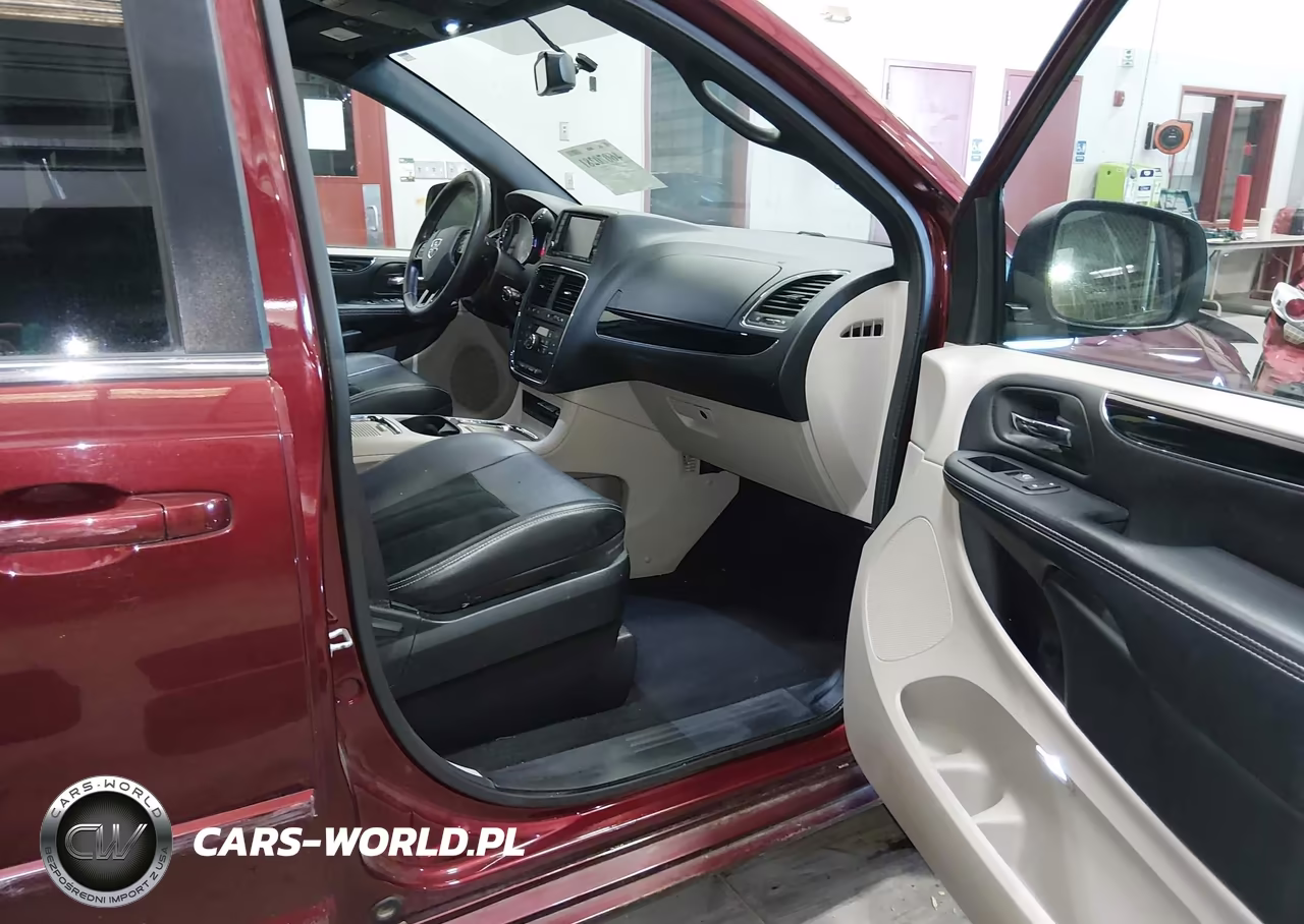 2017 Dodge Grand Caravan Sxt VIN:2C4RDGCG7HR696113 - 5