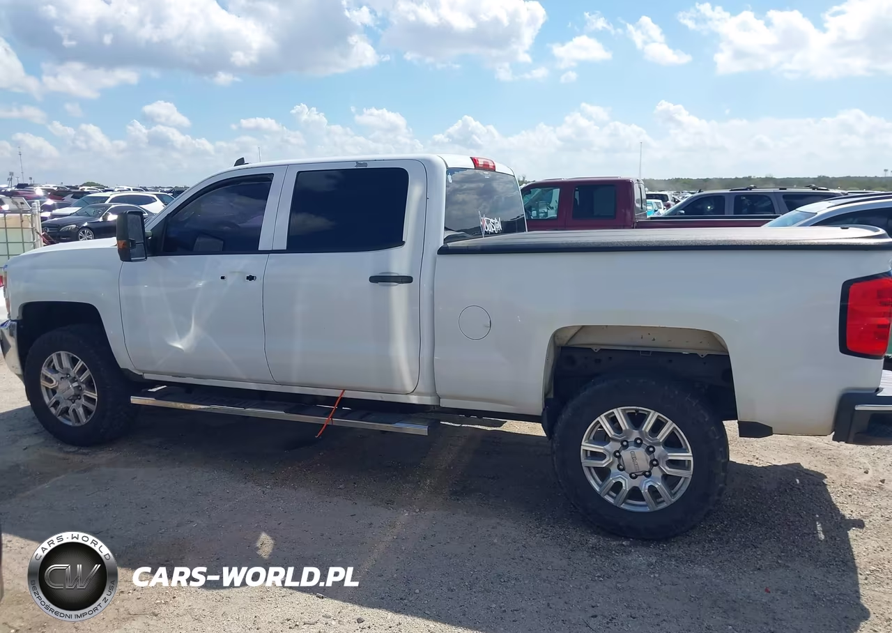 2015 Chevrolet Silverado 2500Hd Wt VIN:1GC1CUEG9FF550621 - 14