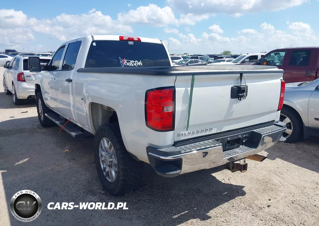 2015 Chevrolet Silverado 2500Hd Wt VIN:1GC1CUEG9FF550621 - 3