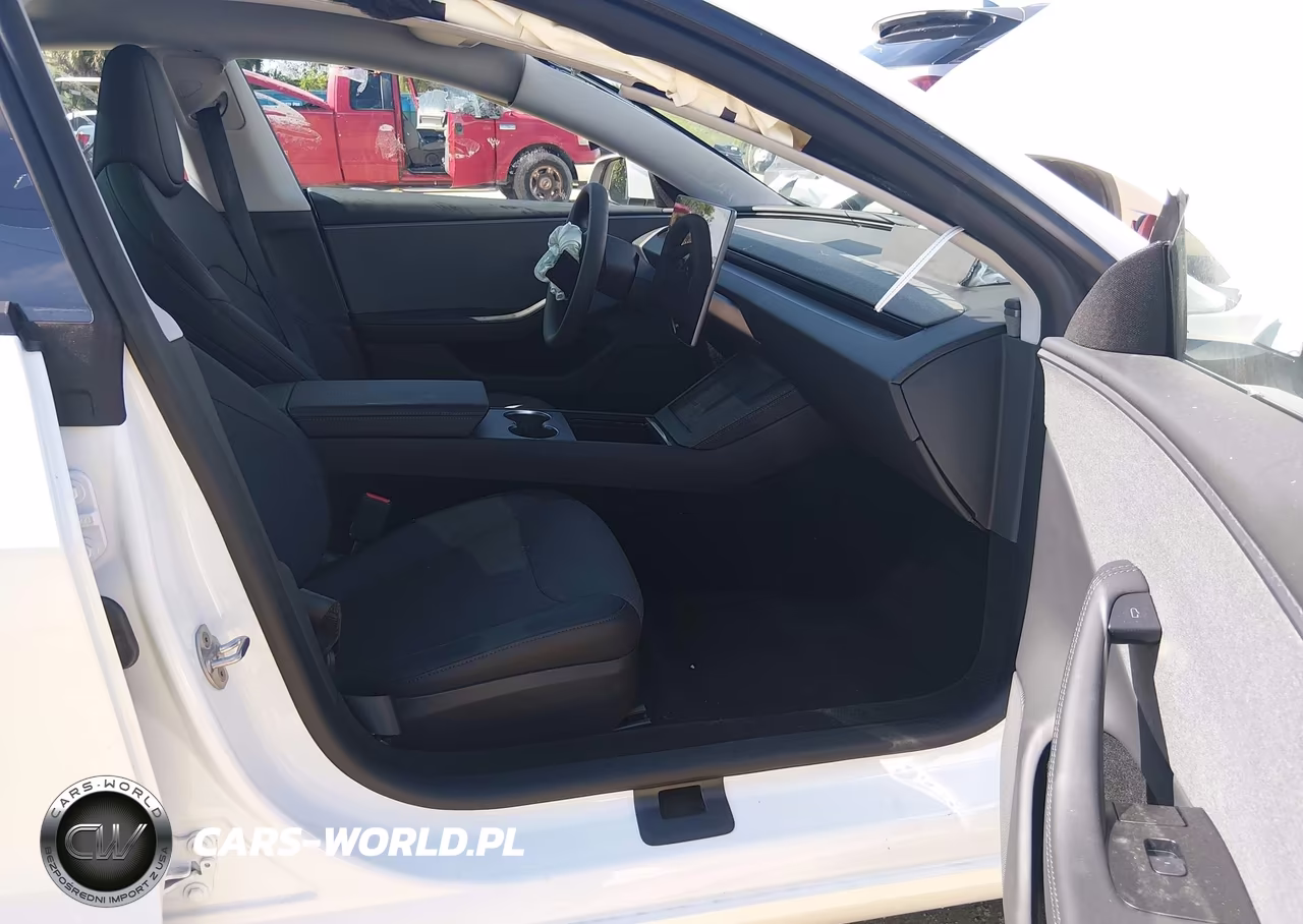 2025 Tesla Model 3 Long Range Rear-Wheel Drive-Standard Rear-Wheel Drive VIN:5YJ3E1EA2SF117122 - 5
