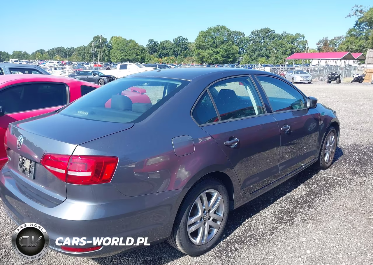 2015 Volkswagen Jetta 2.0L S VIN:3VW2K7AJ2FM242181 - 4