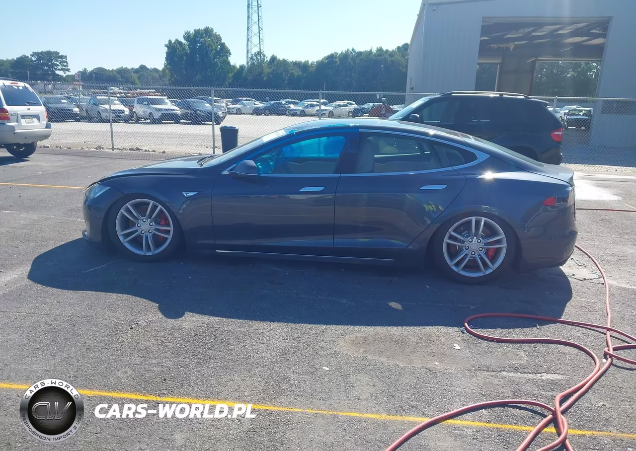 2015 Tesla Model S 70D-85D-P85D VIN:5YJSA1H20FFP79587 - 13