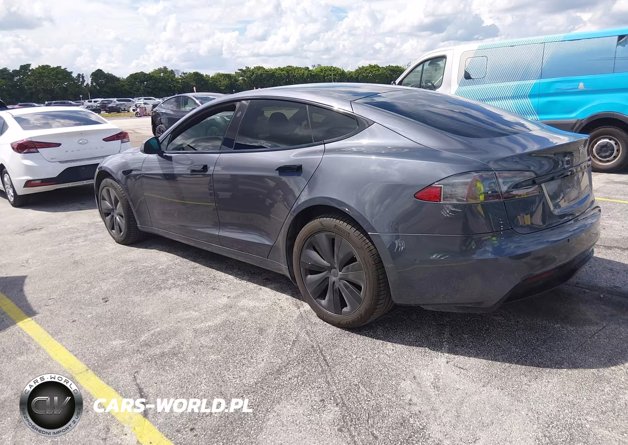 2021 Tesla Model S Long Range Dual Motor All-Wheel Drive VIN:5YJSA1E5XMF428830 - 3
