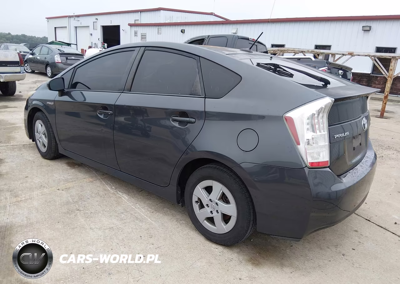2011 Toyota Prius Three VIN:JTDKN3DUXB5306542 - 3
