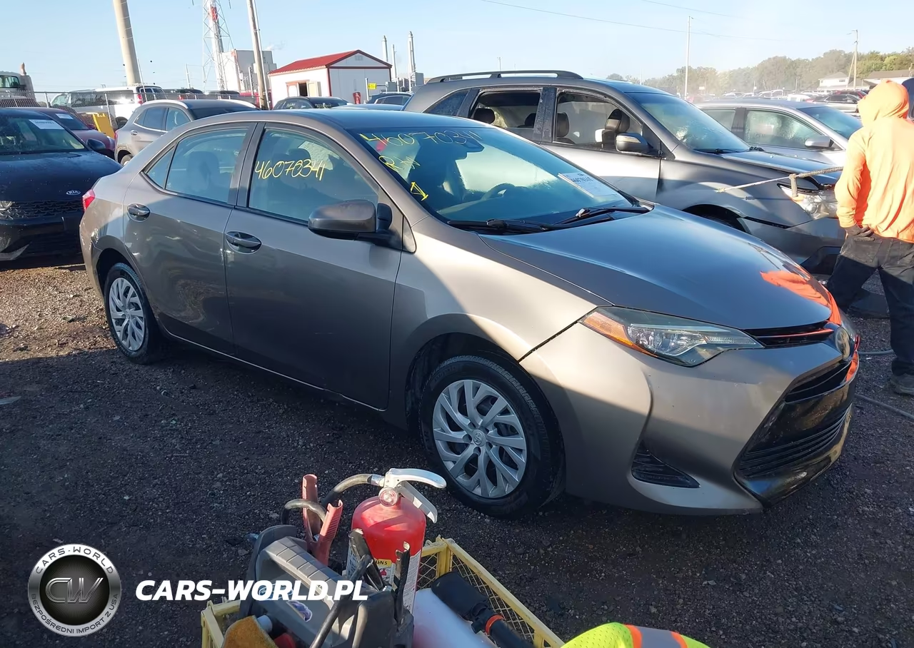 2018 Toyota Corolla Le – zdjęcie 1 z 16