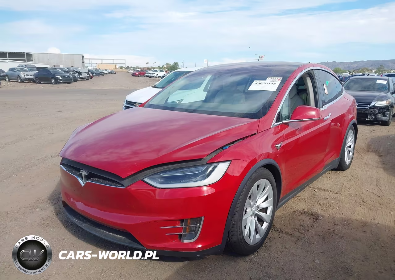 2017 Tesla Model X VIN:5YJXCAE21HF064194 - 2