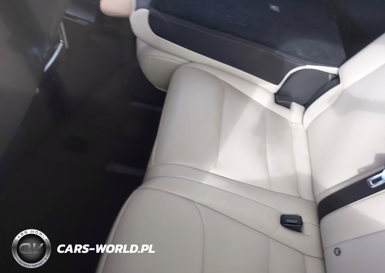 2017 Tesla Model X VIN:5YJXCAE21HF064194 - 8