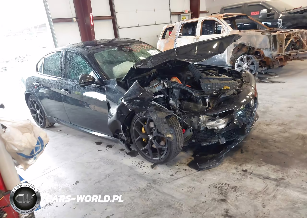 2021 Alfa Romeo Giulia Ti Awd