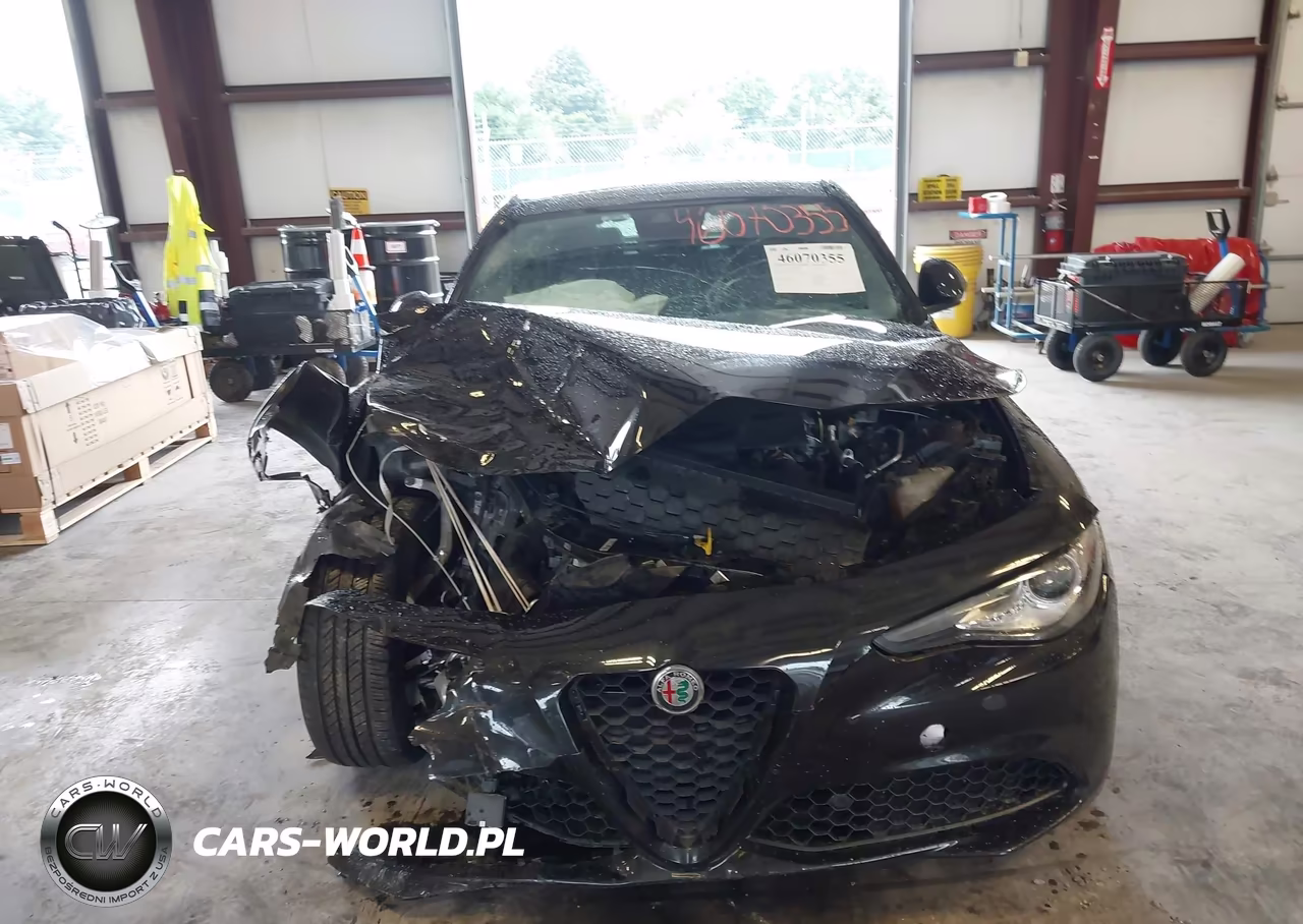 2021 Alfa Romeo Giulia Ti Awd VIN:ZARFANBN5M7644416 - 6