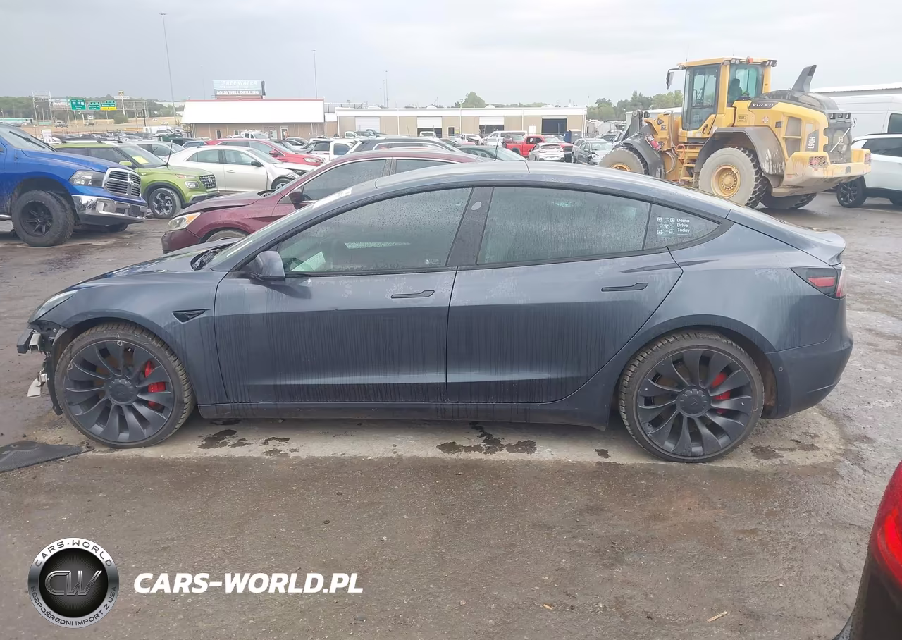 2021 Tesla Model 3 Performance Dual Motor All-Wheel Drive VIN:5YJ3E1ECXMF092541 - 15