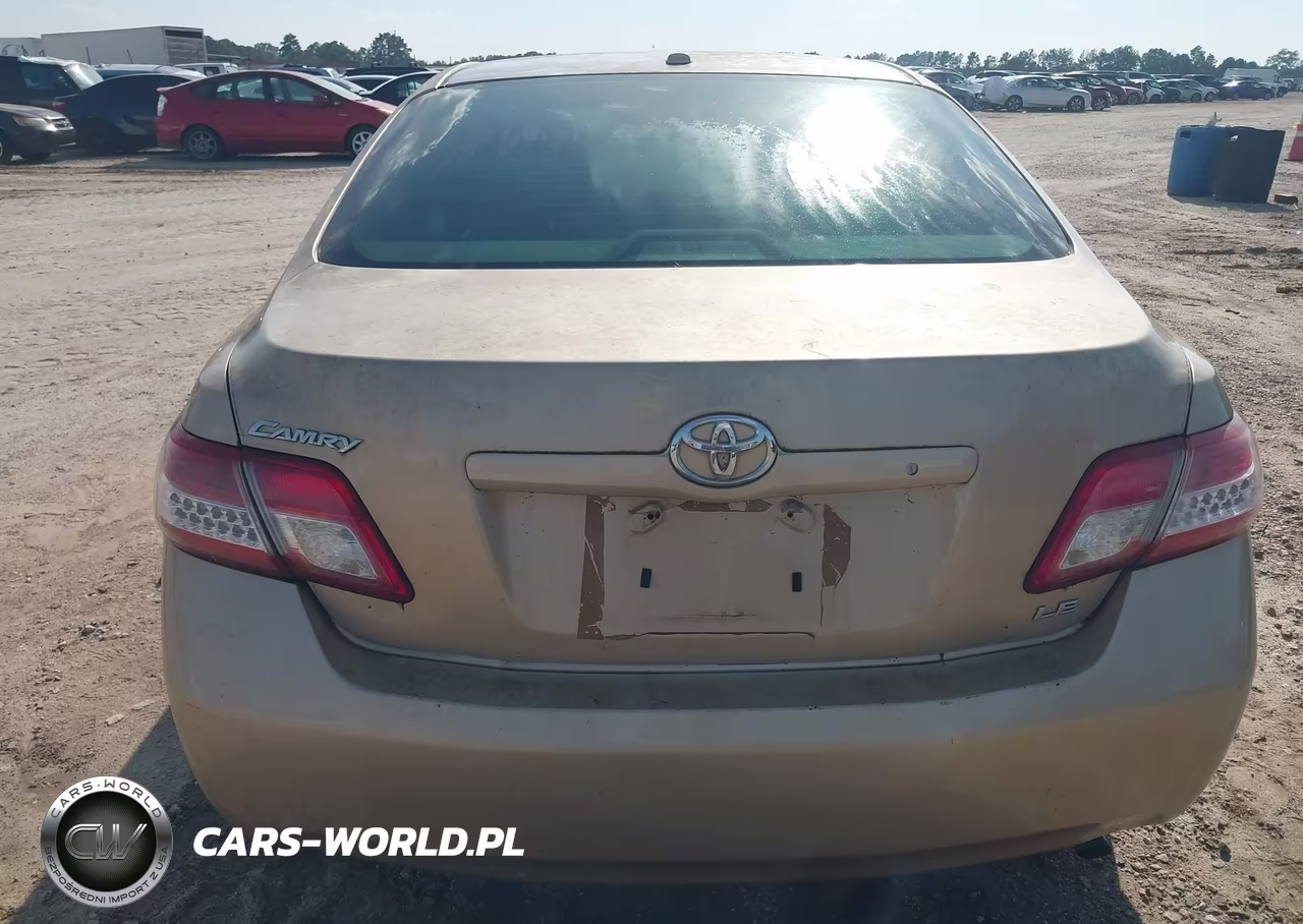 2011 Toyota Camry Le VIN:4T1BF3EK2BU171911 - 16