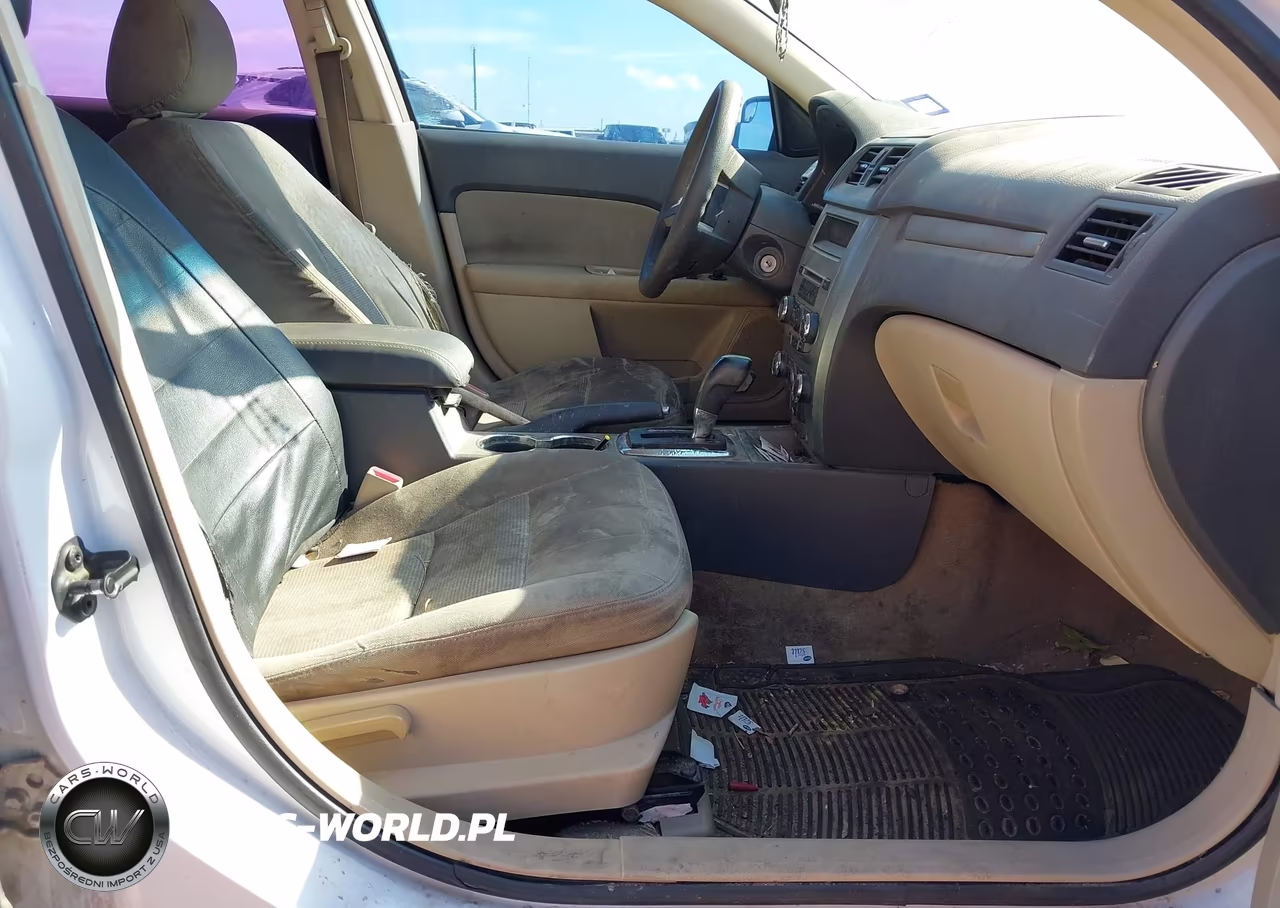 2011 Ford Fusion Se VIN:3FAHP0HA6BR284089 - 5