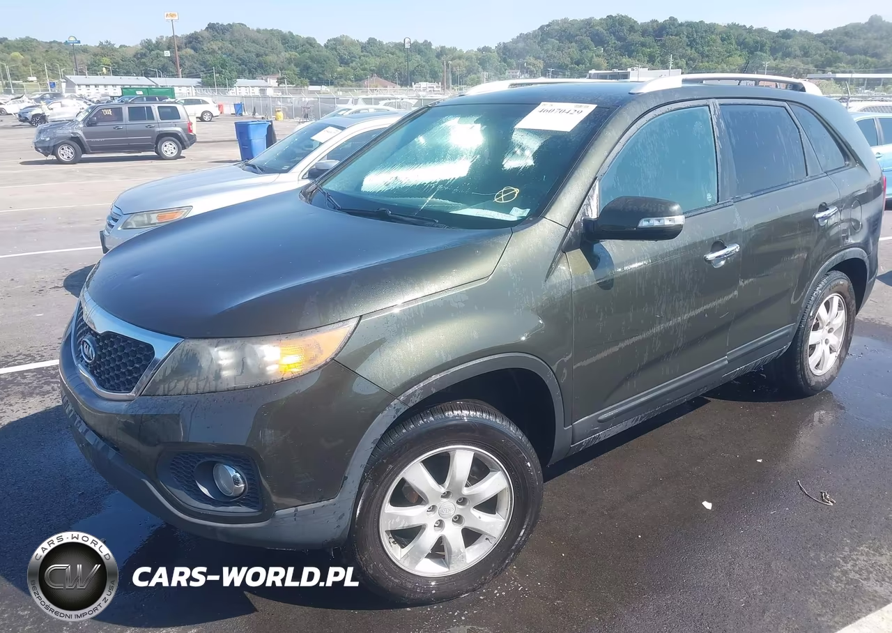2011 Kia Sorento Lx VIN:5XYKT3A13BG106075 - 2
