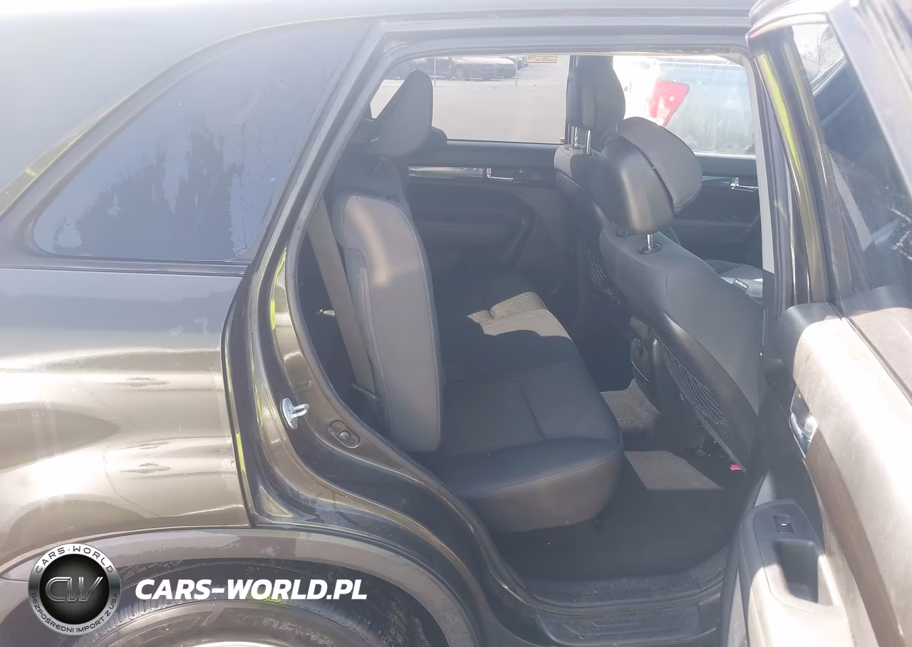 2011 Kia Sorento Lx VIN:5XYKT3A13BG106075 - 8