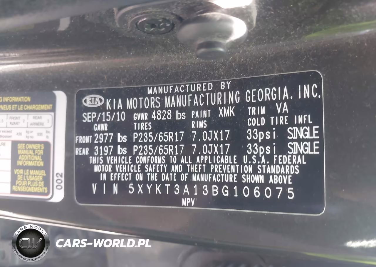 2011 Kia Sorento Lx VIN:5XYKT3A13BG106075 - 9