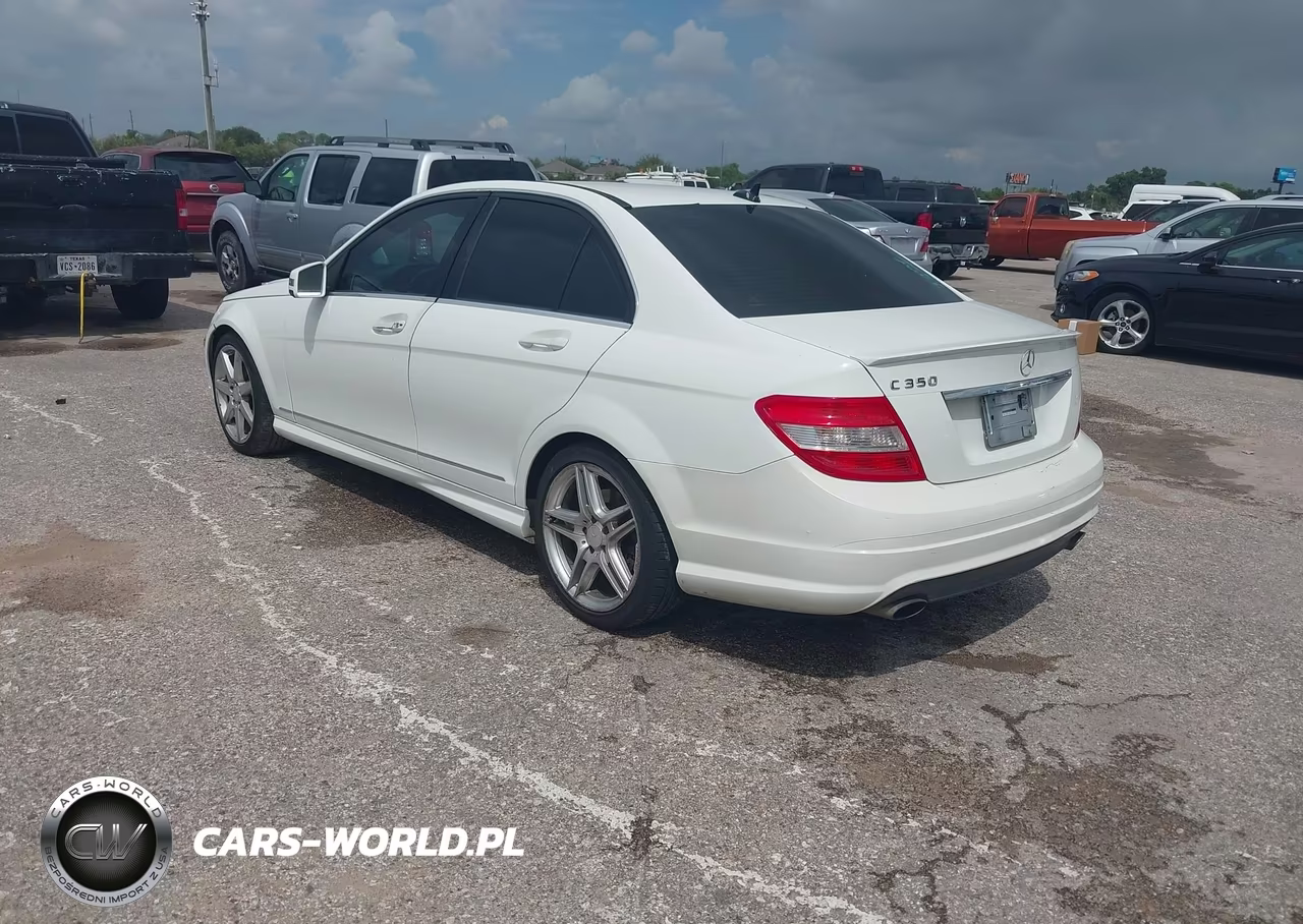 2010 Mercedes-Benz C 350 Sport VIN:WDDGF5GB9AR092195 - 3
