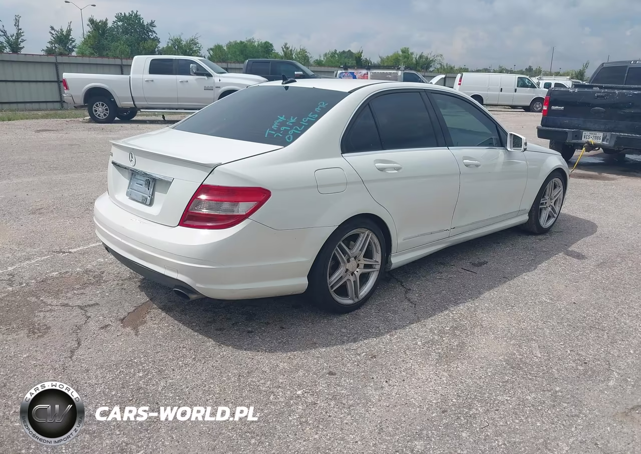 2010 Mercedes-Benz C 350 Sport VIN:WDDGF5GB9AR092195 - 4