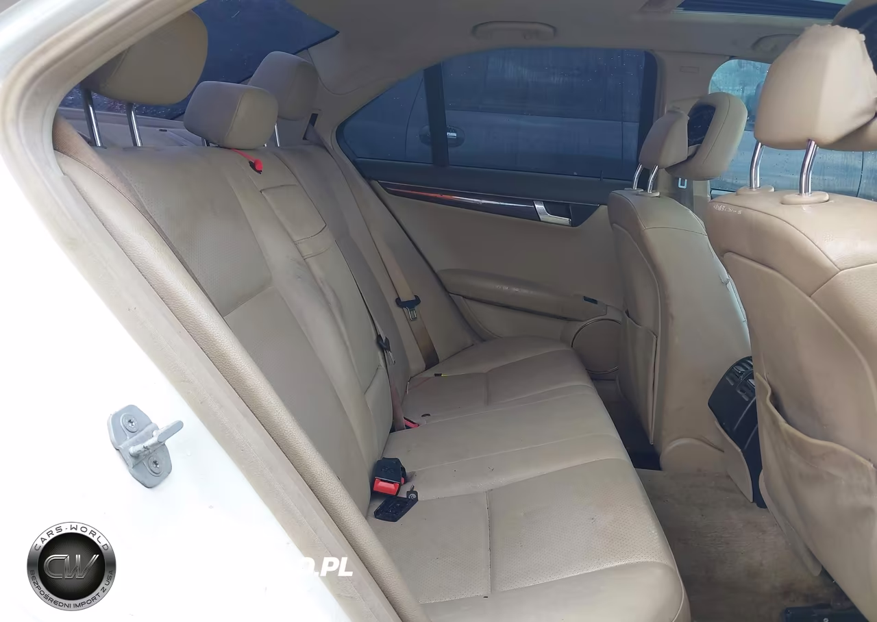 2010 Mercedes-Benz C 350 Sport VIN:WDDGF5GB9AR092195 - 8