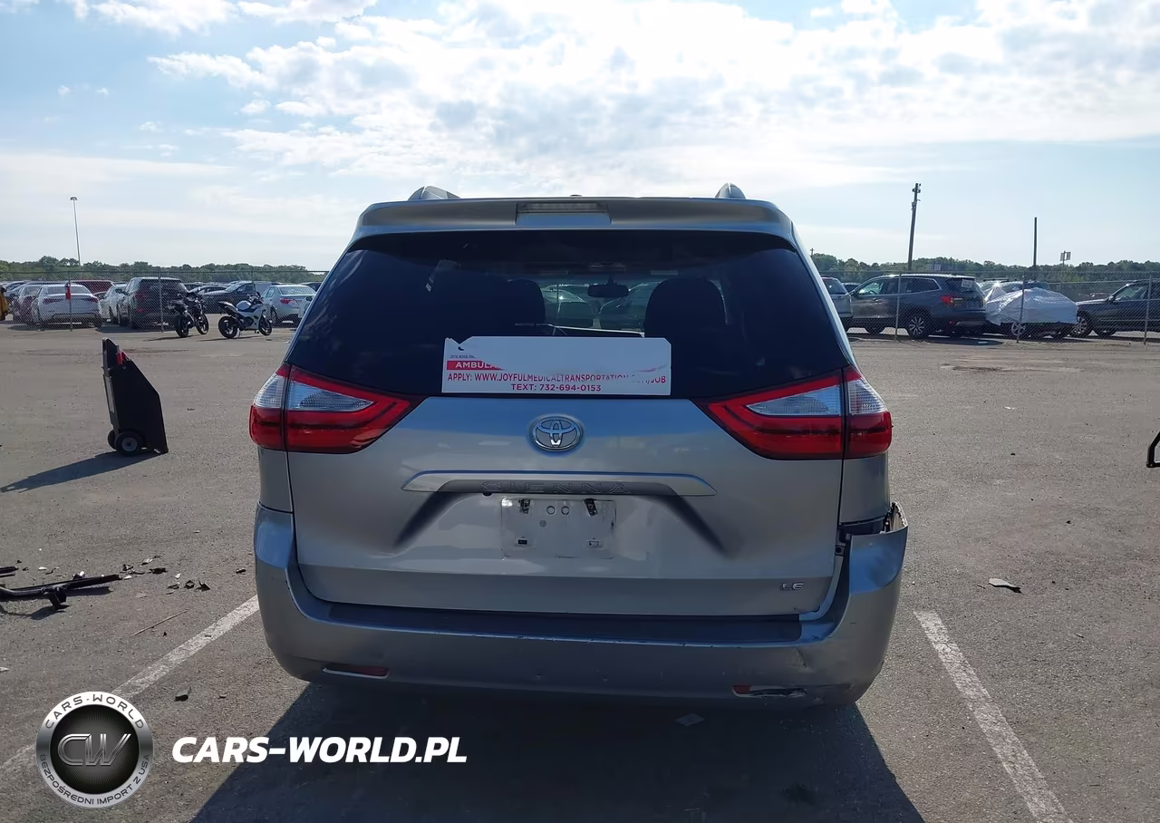 2017 Toyota Sienna Le 8 Passenger VIN:5TDKZ3DCXHS793837 - 16